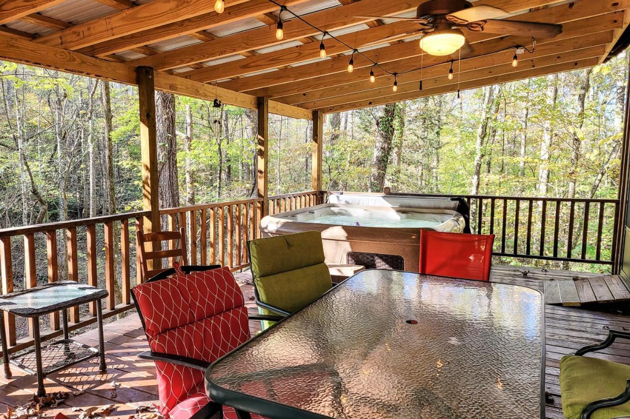 Friendly Bear Cabin Pigeon Forge Exteriör bild